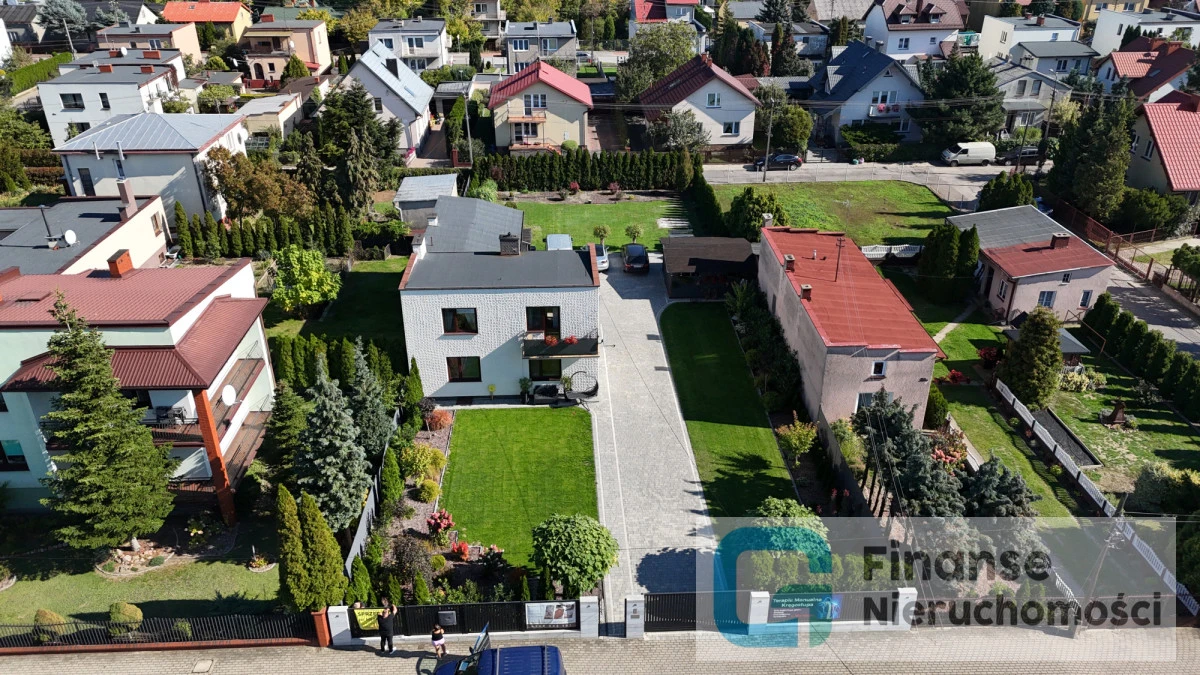 🏡 Dom wolnostojący 167,5 m² | 7 pokoi | 2 kuchnie | Działka 1089,1 m² | Rawa Mazowiecka, ul. Zwolińskiego