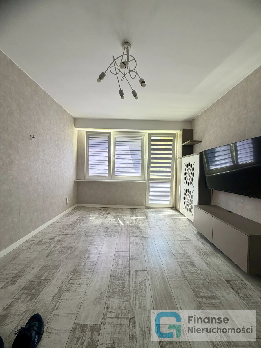 🏡 MIESZKANIE 54 m² | 3 POKOJE | SPRZEDAŻ LUB WYNAJEM | MIEJSCE PARKINGOWE | PIWNICA + KOMÓRKA
